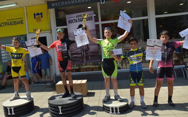 Достойно представяне на колоездачите от КК “Лястовица“