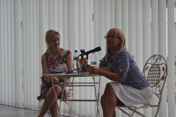 На Еньовден Деляна Бобева избра да представи първата си книга