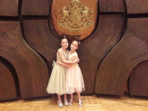 С 18 награди казанлъшките пианисти завършиха последните конкурси за сезона