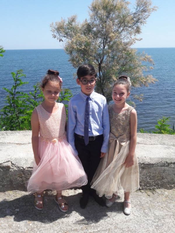 С 18 награди казанлъшките пианисти завършиха последните конкурси за сезона