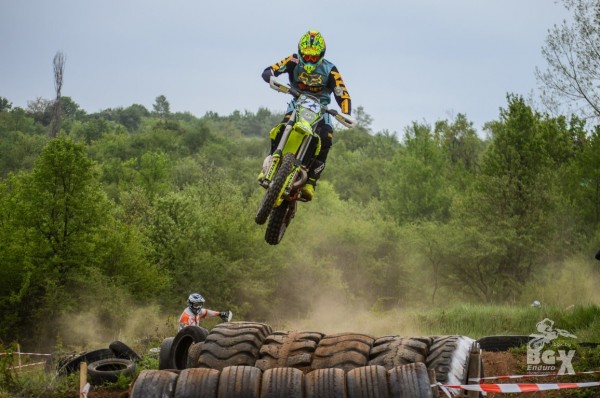 Над 100 участници в екстремното EnduroX Alba-Damascena