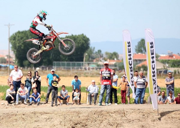 Станислав Гошев от Алба Дамасцена МСК с втора победа на РШ по мотокрос на Турция