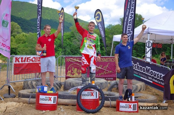 Със зрелищно каране и екстремни препятствия премина EnduroX Alba-Damascena