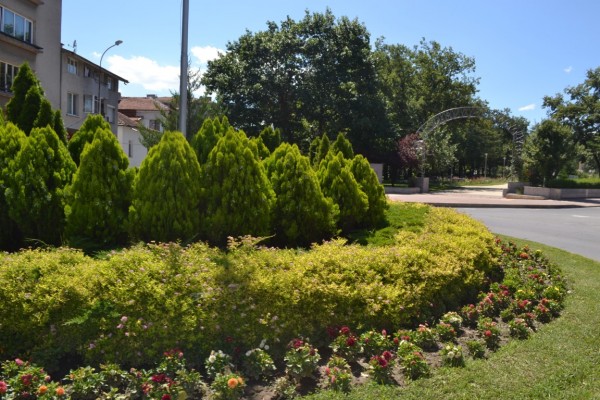 Започват летните обиколки на Казанлък с влакче