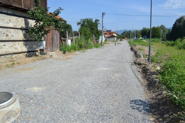  Общината работи по изграждането на улица „Орфей” в квартал „Крайречен”