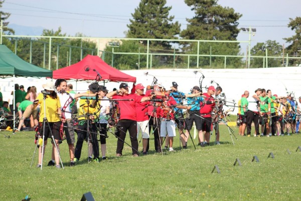 “Раптор арчери“ си отстреляха златен и сребърен медал