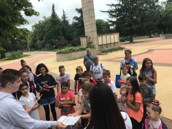 Малките казанлъчани в надпревара за “Скейтротрол“