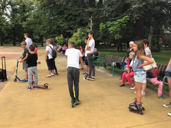 Малките казанлъчани в надпревара за “Скейтротрол“