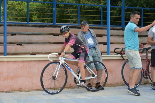 Сребро за лястовиците