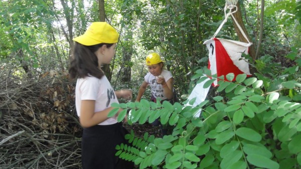 Децата на село Копринка си спретнаха образователен преход край язовира