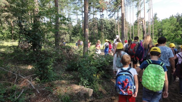 Децата на село Копринка си спретнаха образователен преход край язовира