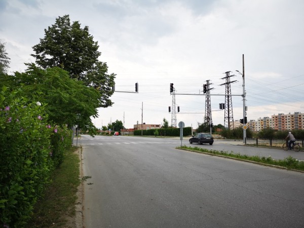 Започват проби на новия светофар на източния вход / изход на Казанлък