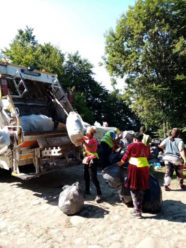 Бузлуджа отново е чиста