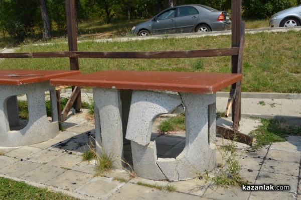 Вандали потрошиха и изгориха “Гледката“ на Тюлбето