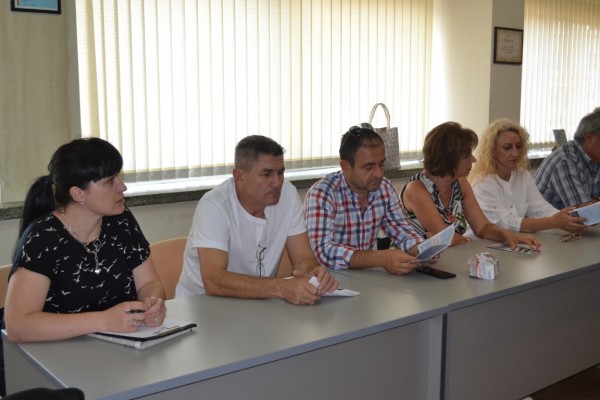 Среща на кметове и институции за опасността от Африканска чума