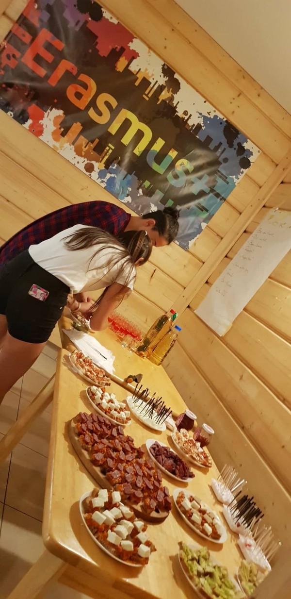 5-ма български младежи се „бориха” срещу младежката безработица в Полша