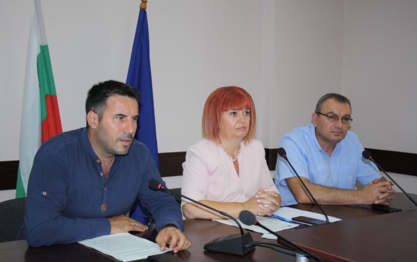 Продължават проверките по задните дворове в Старозагорско