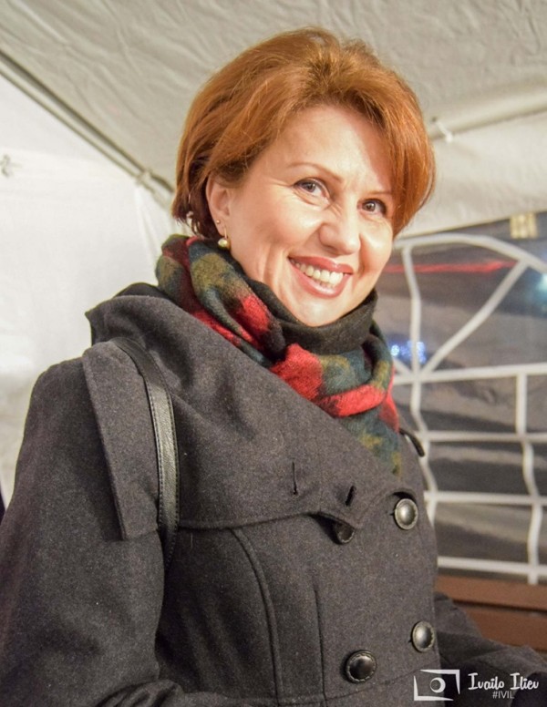 Рокада в Павел баня. Радевски свали от поста на зам.-кмет Милена Паунова / Новини от Казанлък