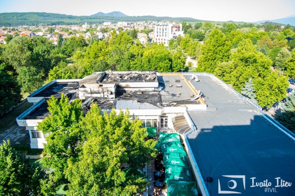 Бързата реакция на пожарникарите е предотвратила по-сериозни щети от пожара в Павел баня