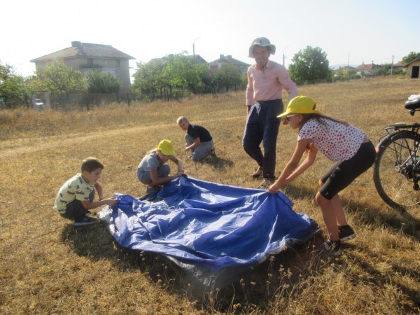 Деца от Копринка с нови умения, вече могат да разпъват палатки