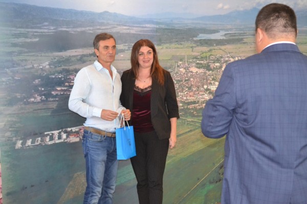 Среща в Общината с делегация от побратимения руски град Толиати