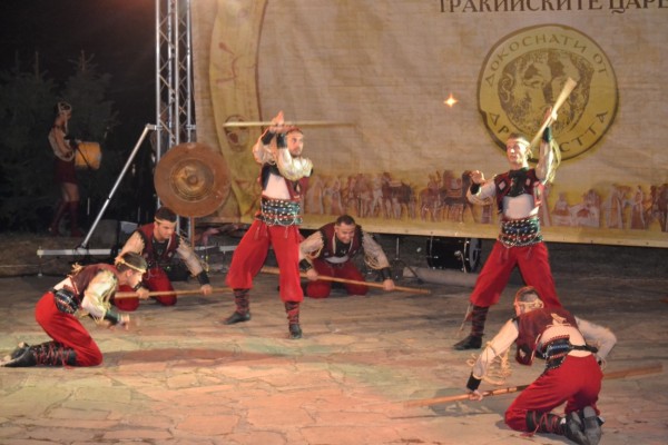 В Казанлък бяха официално открити 14-те Празници в Долината на тракийските царе