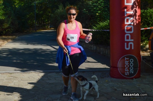 Наградиха най-бързите бегачи в първия полумаратон „Thracian Run” 