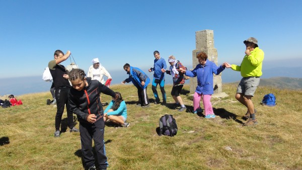100 казанлъшки туристи участваха в лятнa историческо-планинарска обиколка “Осогово“2019”