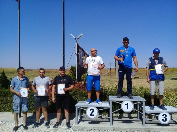 С две купи се завърнаха КЛС “Балиста“ от Кнежа