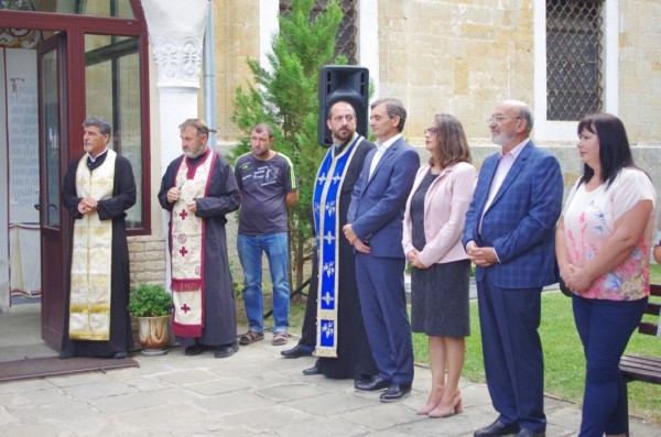 В храм „Св. Йоан Предтеча“ Казанлък отбеляза 134 г. Съединена България