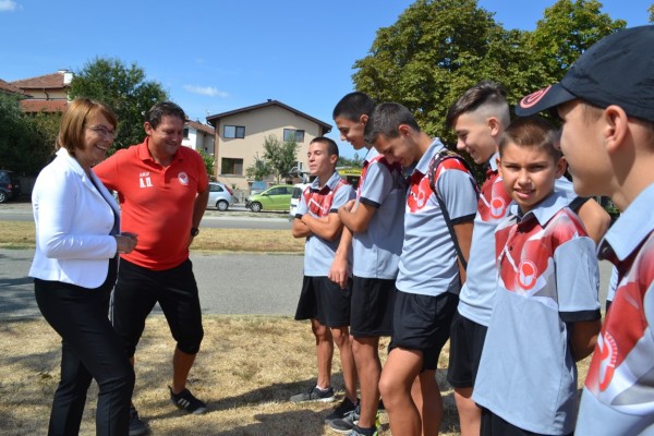 „Първа копка“ на новия Тренировъчен мини футболен комплекс в Казанлък!