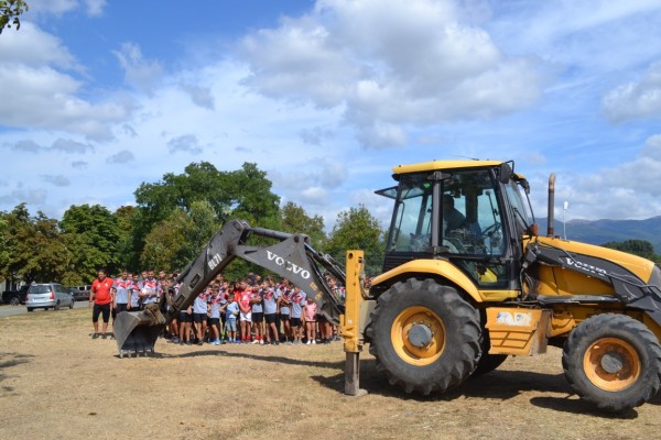 „Първа копка“ на новия Тренировъчен мини футболен комплекс в Казанлък!