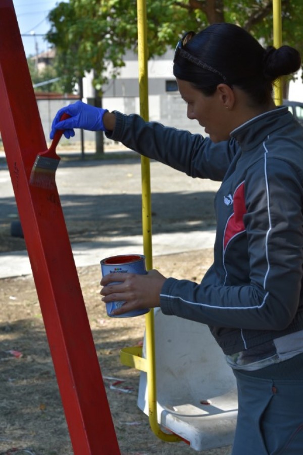 Над 95 тона боклук изхвърлиха казанлъчани