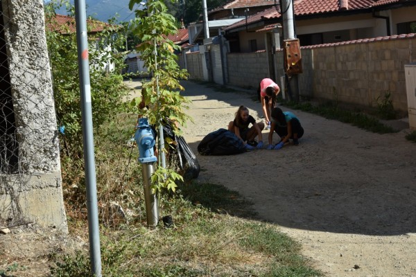 Над 95 тона боклук изхвърлиха казанлъчани