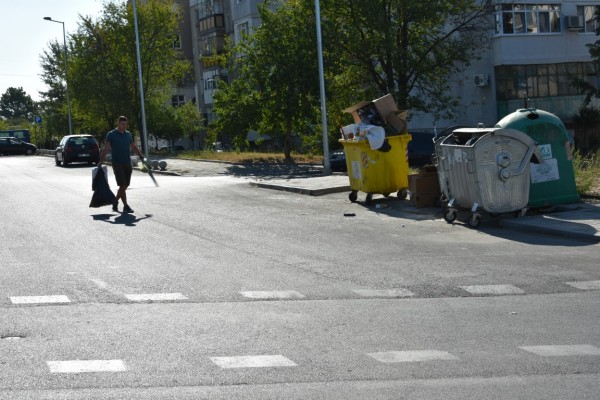 Над 95 тона боклук изхвърлиха казанлъчани