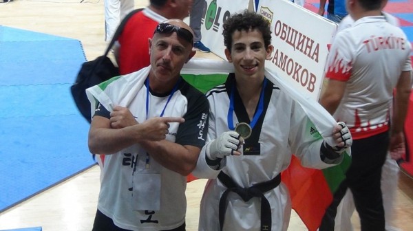 Клуб “Кентавър“ с нови успехи от Балканското първенство по таекуондо