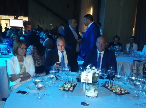 Кметът Галина Стоянова получи за четвърти път доверието на казанлъчани в онлайн класацията „Кмет на годината”