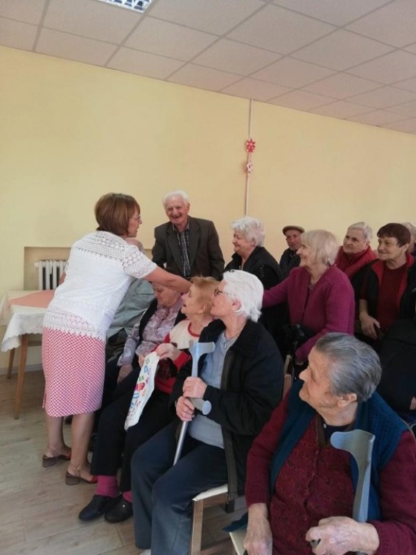 Кметът Галина Стоянова посети новообзаведената сграда на Дом за стари хора „Петьо Ганин“ в Казанлък