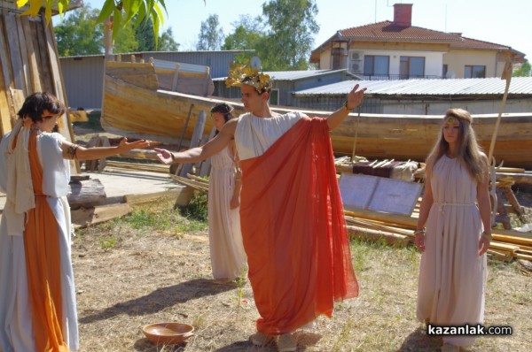 Птицеглавият кораб е на своята финална права