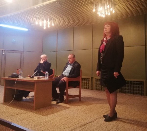 Празнична среща на казанлъчани с духовното наследство на България