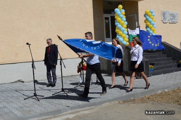 60 първокурсници започват обучението си в Техническия колеж