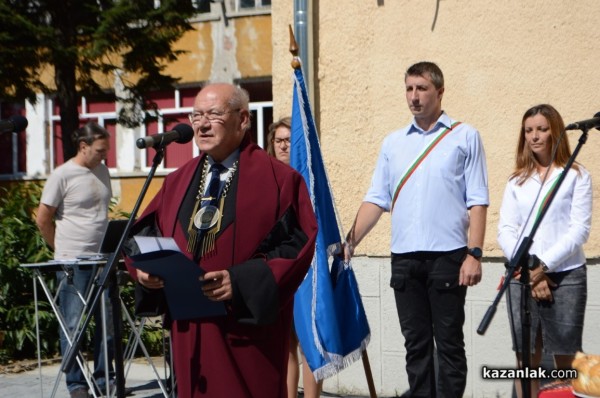 60 първокурсници започват обучението си в Техническия колеж