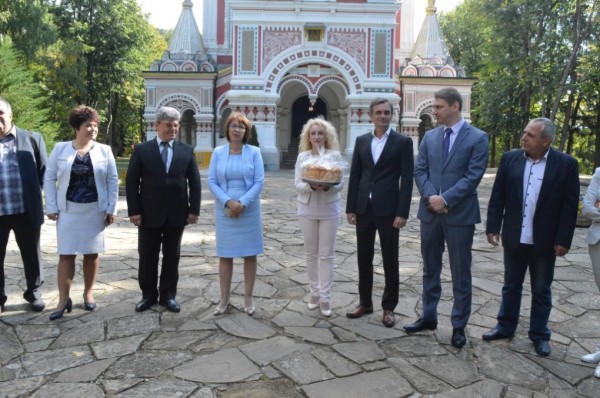 ГЕРБ – Казанлък символично отбеляза началото на предизборната кампания