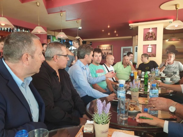 Кандидатите за общински съветници от ГЕРБ се срещнаха с таксиметровия бранш