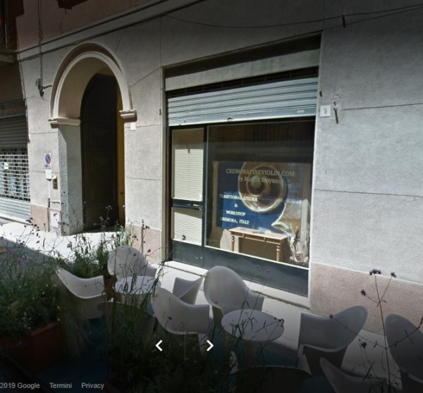 Казанлъшки лютиери са част от елитно световно изложение в Италия