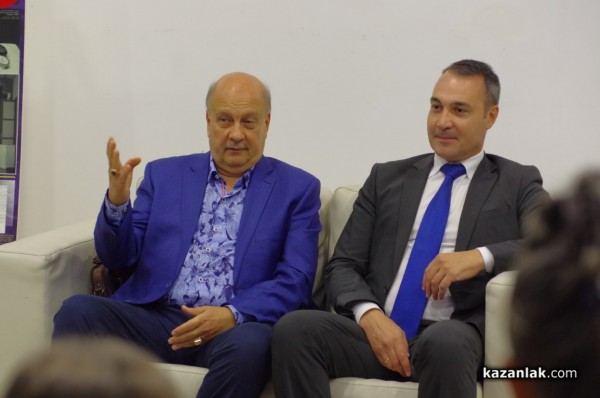 Георги Марков и „Феноменът Виктор Орбан“ гостуваха в Казанлък