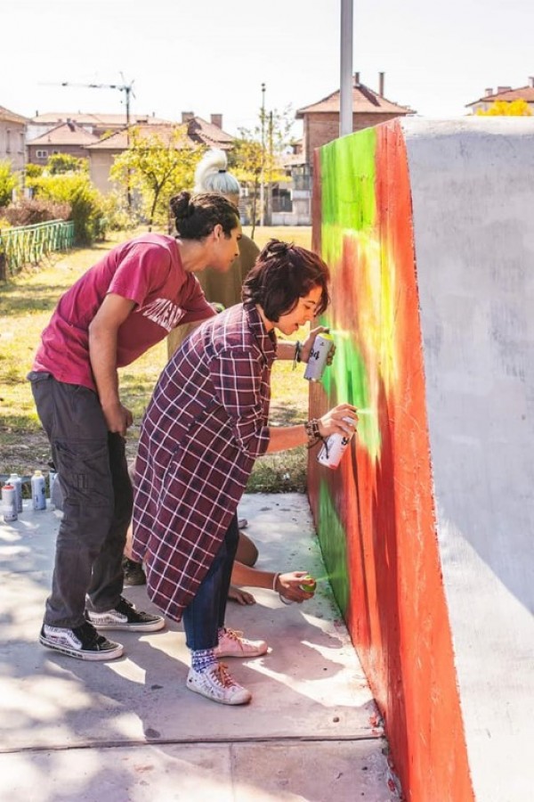 Арт графити провокират и вдъхновяват