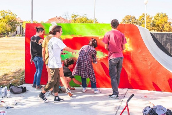 Арт графити провокират и вдъхновяват