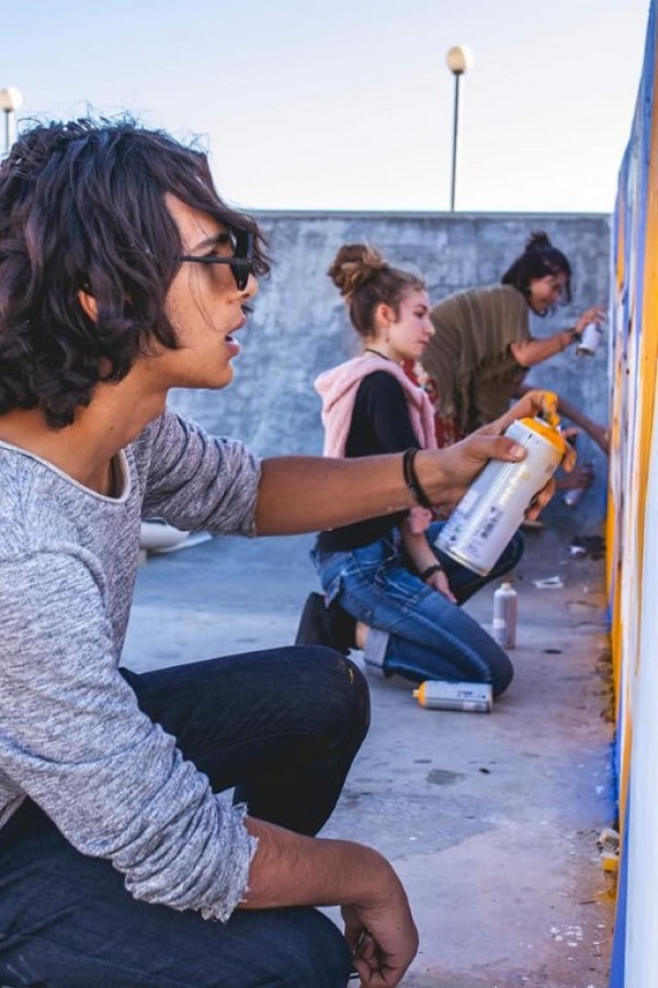 Арт графити провокират и вдъхновяват