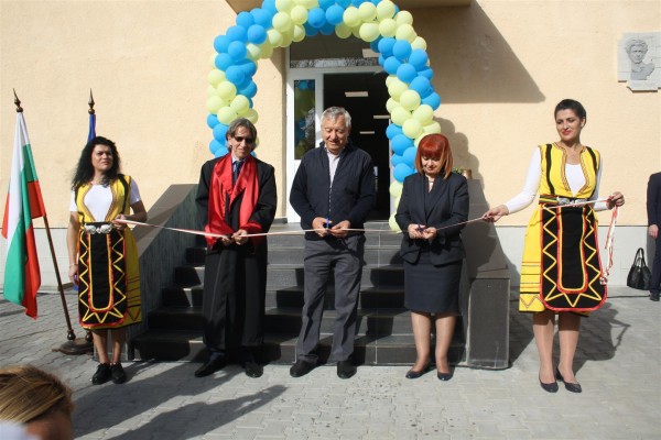 Експертите за Казанлък са в основата на създаването на Техническия Колеж 